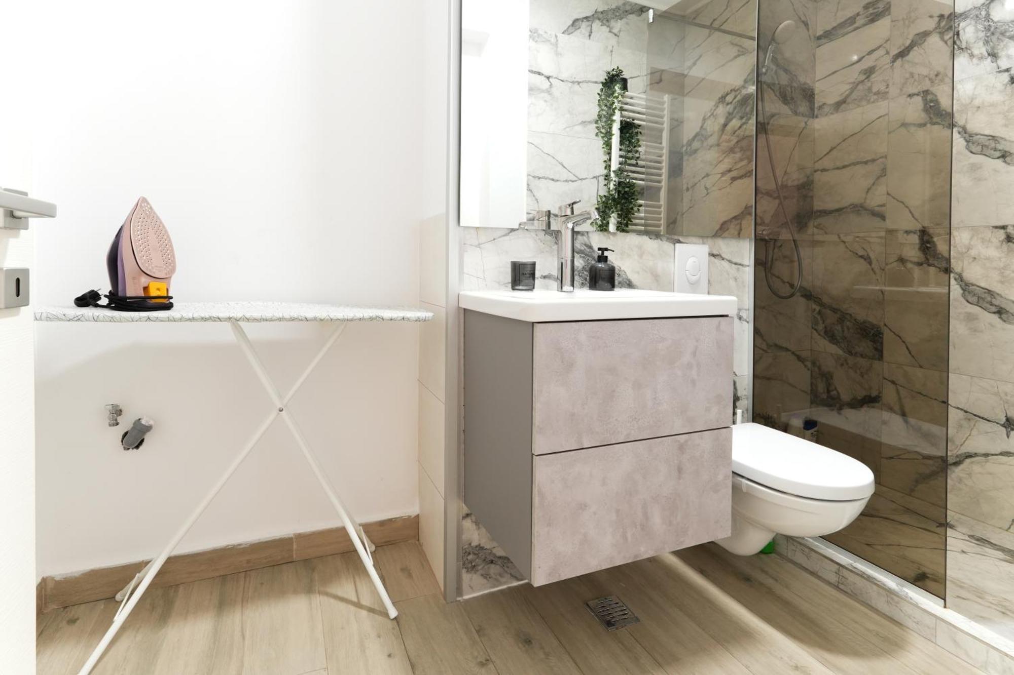 Ana - Cozy & Quiet Apt With Balcony & Garden View Bucarest Extérieur photo